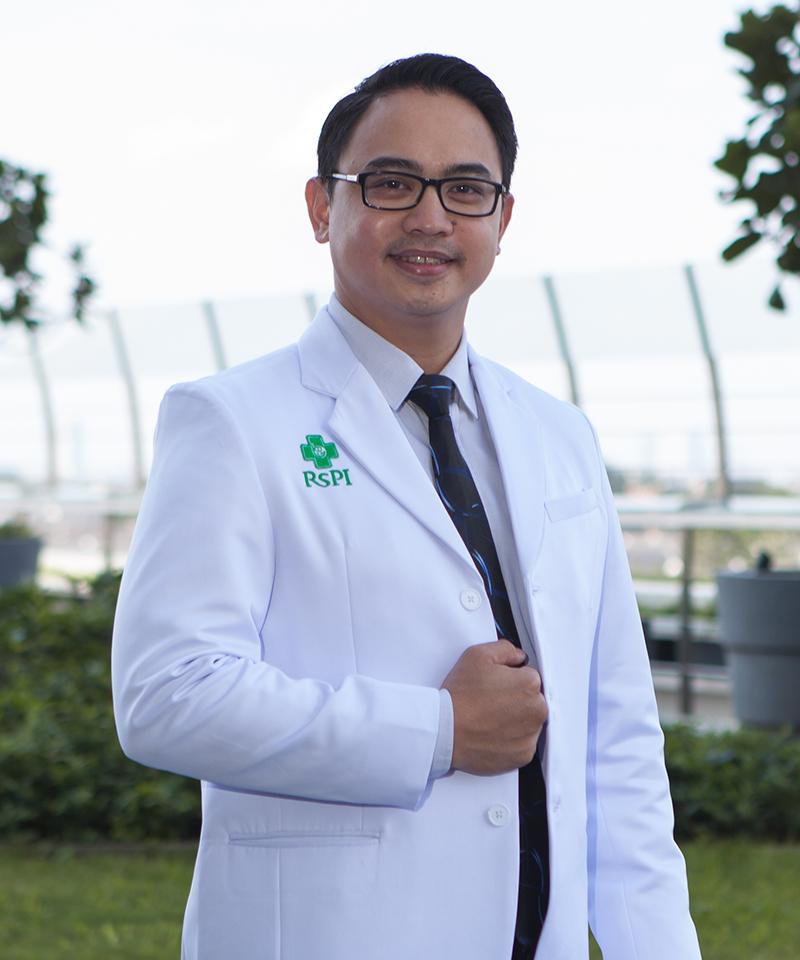 dr. Daffodilone Cahyadi, Sp. OT. CF Sports Injury