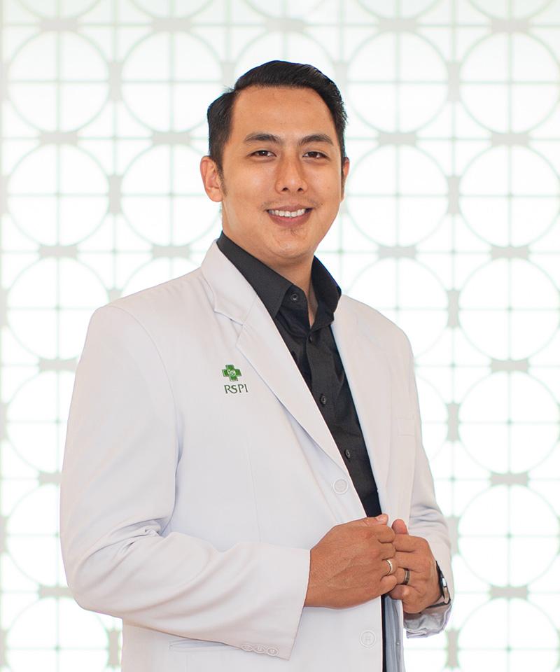 drg. Adria Permana Putra, Sp. B.M.Mf