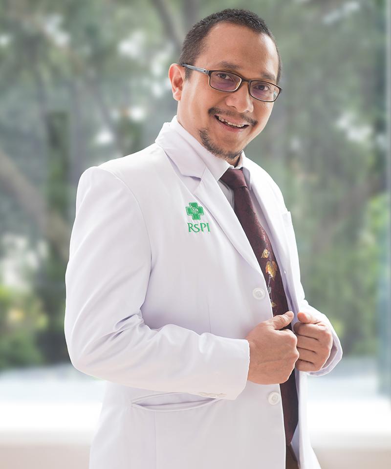 Dr. dr. Lukman Edwar, Sp. M , Subsp. I. I.